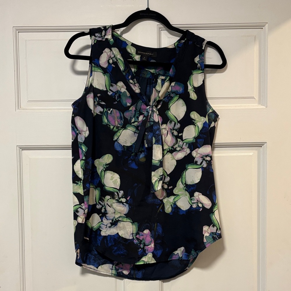 Banana Republic Floral Sleeveless Blouse - Black and Green
